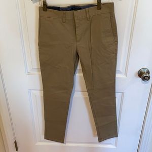 Banana Rebublic Fulton Chino New with Tags